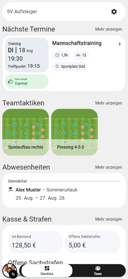 Fußball-Teamübersicht mit nächstem Training, geteilten Taktiken und Abwesenheiten